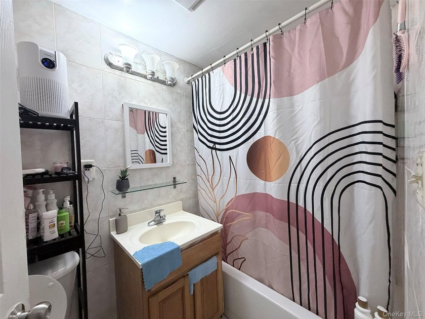 Prime Location in Brooklyn (8th Ave &amp; 40th St) Spacious 2 - photo 4