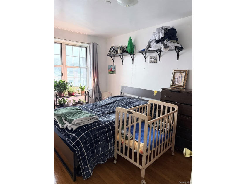 Prime Location in Brooklyn (8th Ave &amp; 40th St) Spacious 2 - photo 5