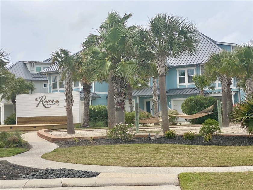 Prime East Facing Waterfront Lot in the Reserves at St. Charles - photo 2