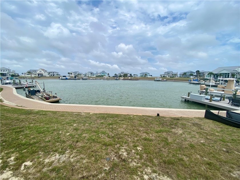 Prime East Facing Waterfront Lot in the Reserves at St. Charles - photo 7