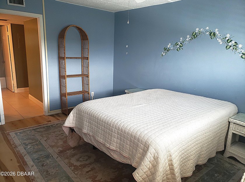 This is the LOCATION to be If YOU want to LIVE in the HEART of - photo 15