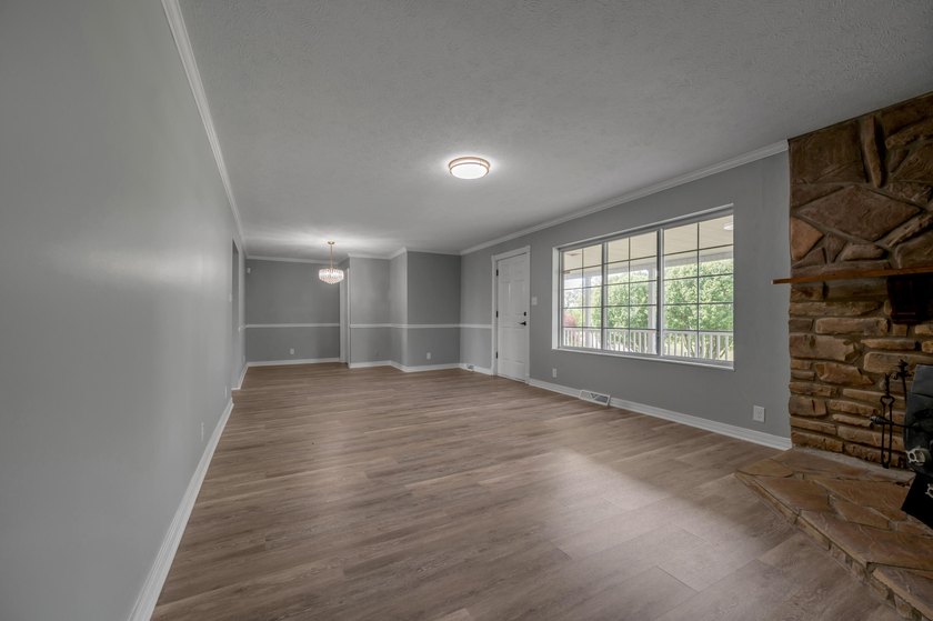 **Click on the Virtual Tour section to see the video walk - photo 23