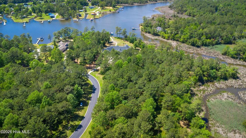 Tucked within one of Oriental's most scenic gated waterfront - photo 8