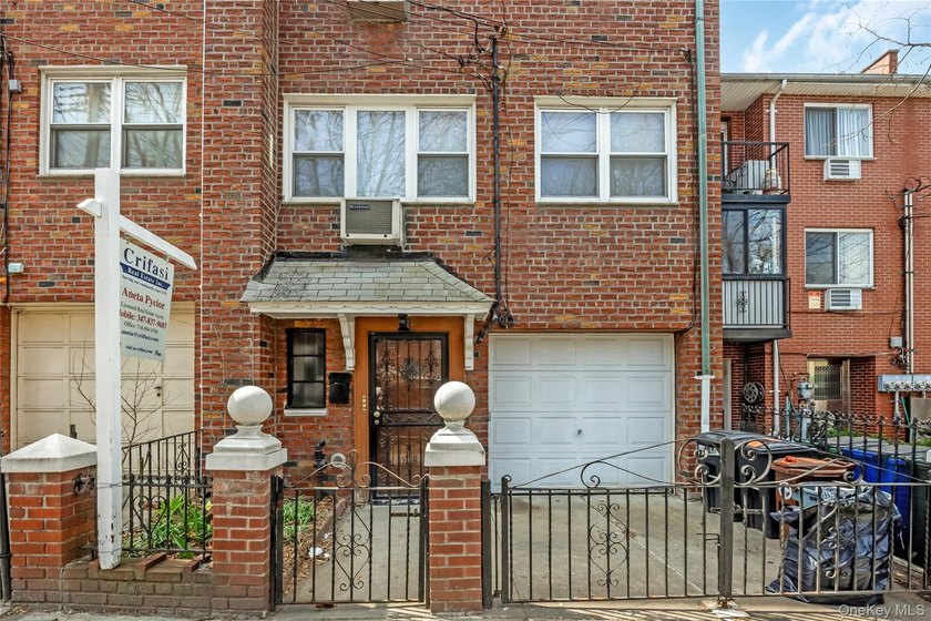 Spacious , legal two family home . Great potential for investors - photo 2