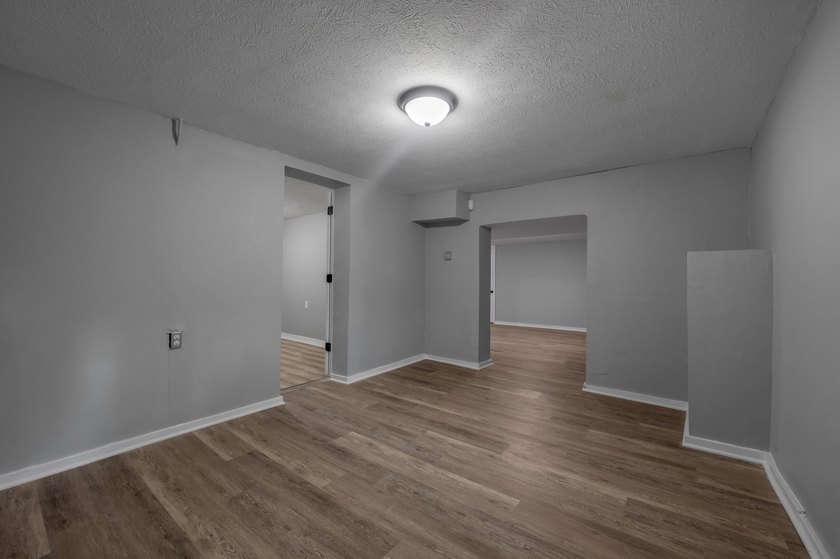 **Click on the Virtual Tour section to see the video walk - photo 40