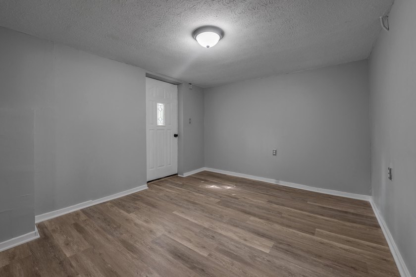 **Click on the Virtual Tour section to see the video walk - photo 41