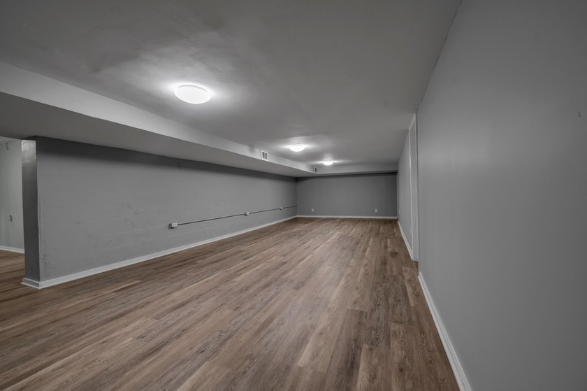 **Click on the Virtual Tour section to see the video walk - photo 44