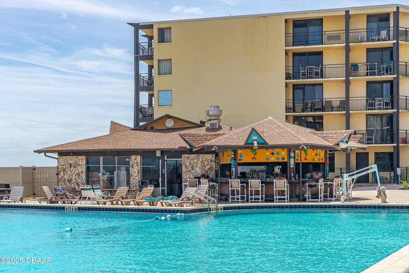 Oceanfront Perfection at the Iconic Hawaiian Inn Beach Resort - photo 27