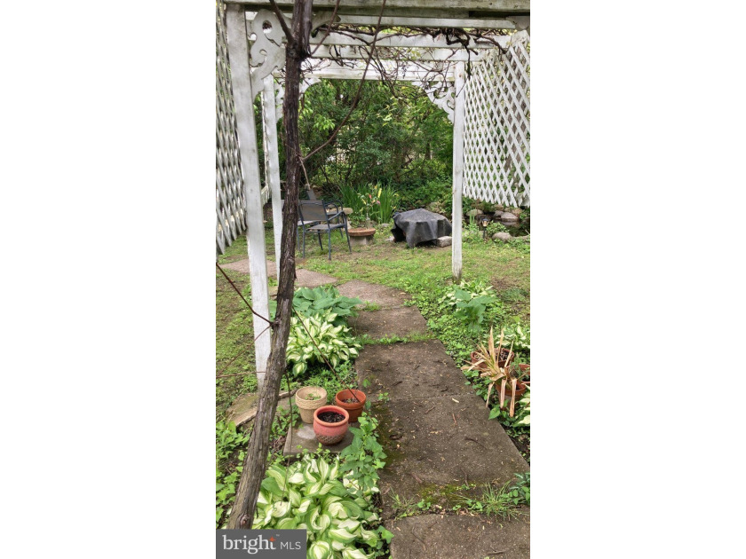 Want a little piece of *history* set on a wide tranquil lot? - photo 6