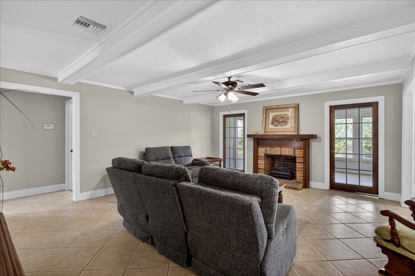 Escape to your own private lakeside retreat! This expansive - photo 11