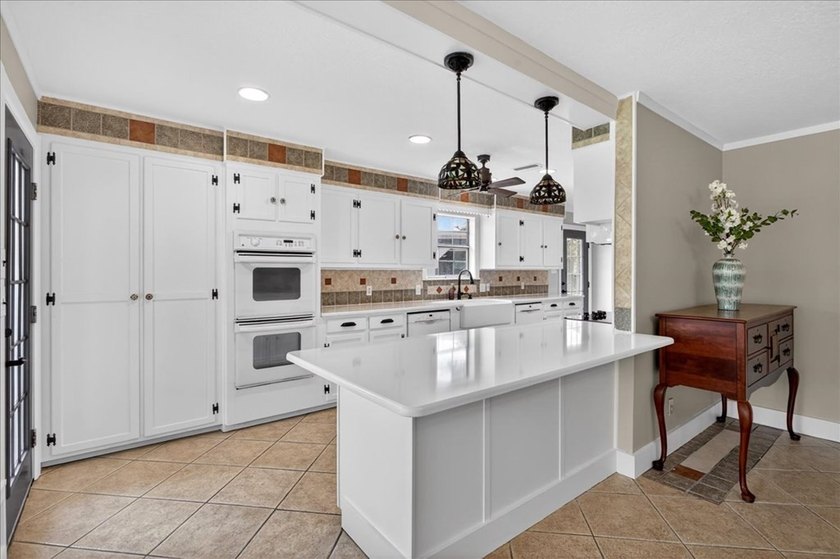 Escape to your own private lakeside retreat! This expansive - photo 17