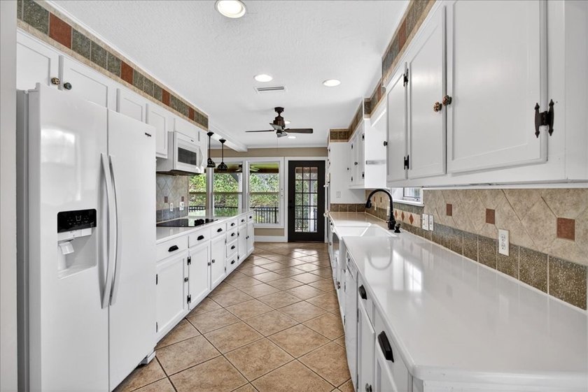 Escape to your own private lakeside retreat! This expansive - photo 19