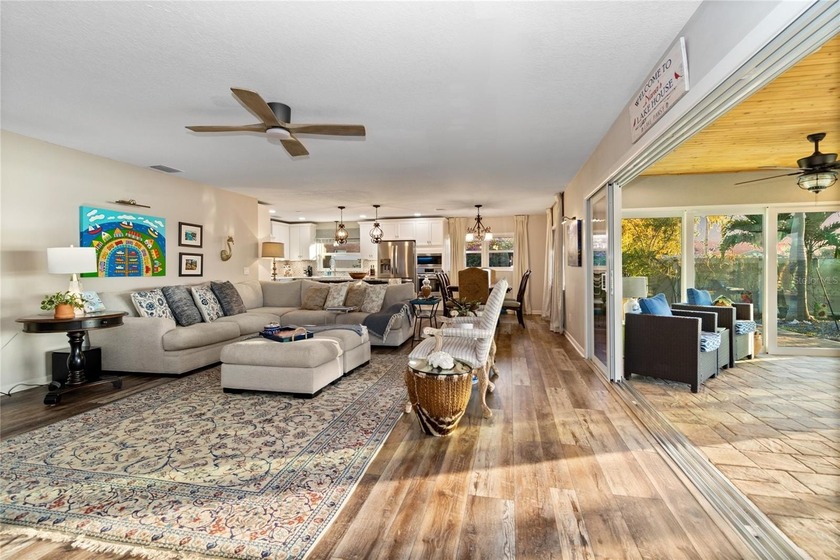 Lakefront living with a proper sunset! Down a private road with - photo 20