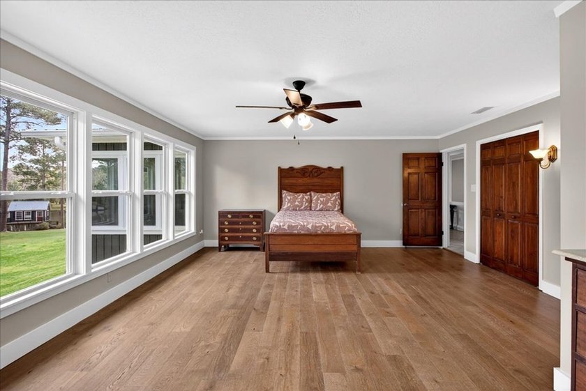 Escape to your own private lakeside retreat! This expansive - photo 26