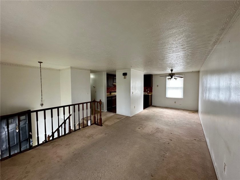 This property presents a great opportunity to build equity fast - photo 2