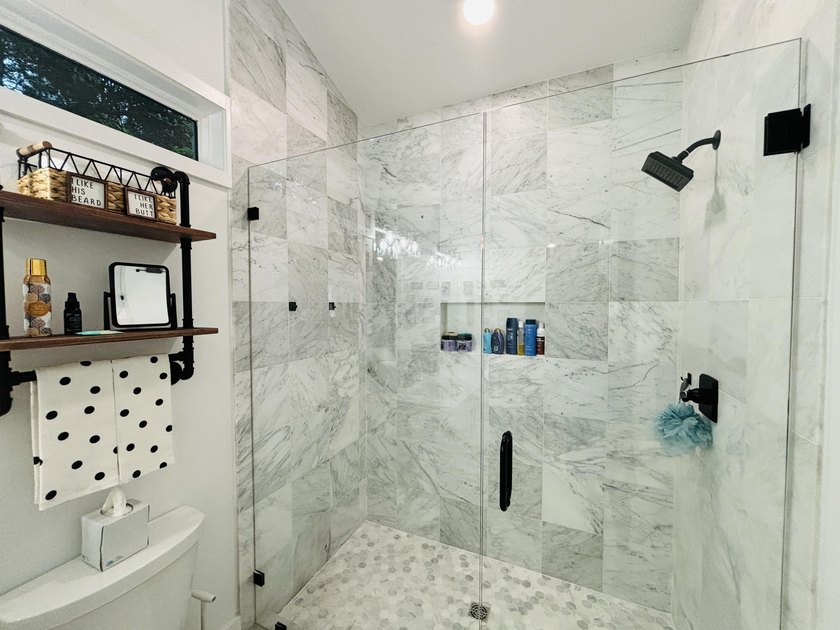 Discover the perfect blend of coastal charm and modern luxury at - photo 11
