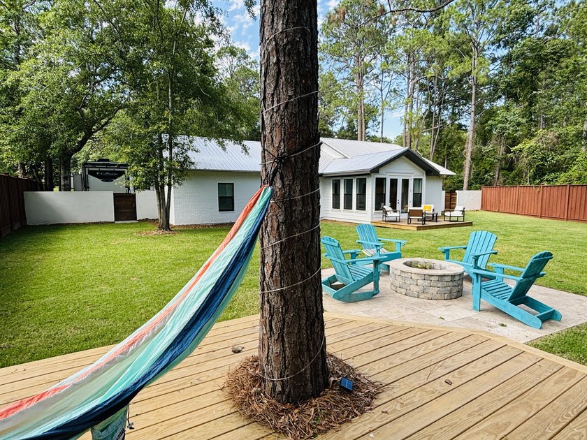 Discover the perfect blend of coastal charm and modern luxury at - photo 19