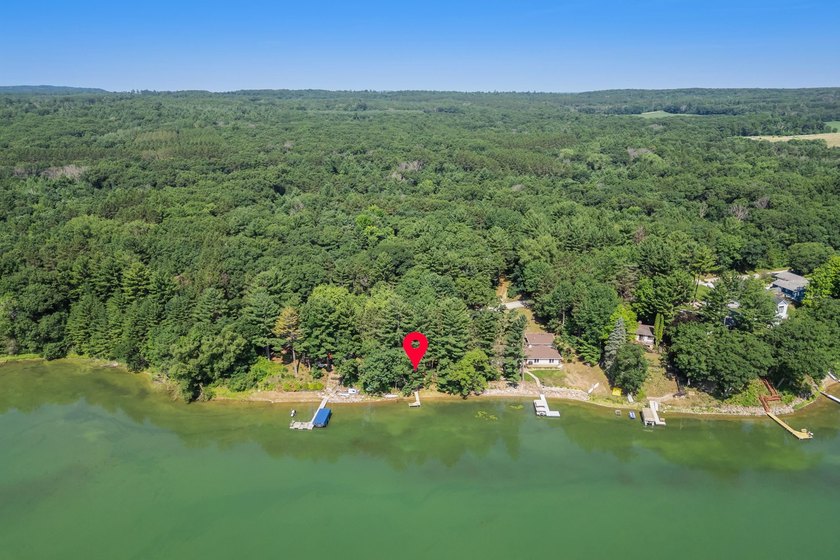Rare opportunities like this on Pleasant Lake don't come around - photo 20