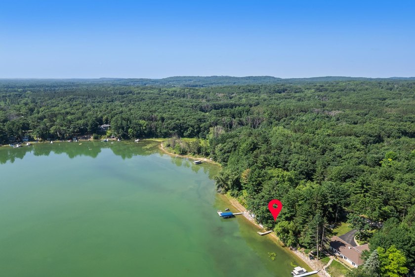Rare opportunities like this on Pleasant Lake don't come around - photo 22