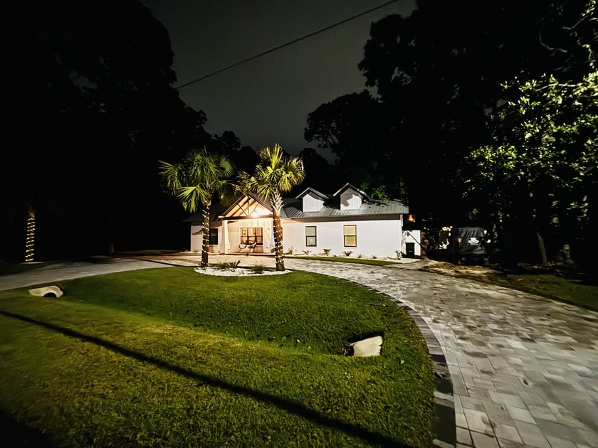 Discover the perfect blend of coastal charm and modern luxury at - photo 25