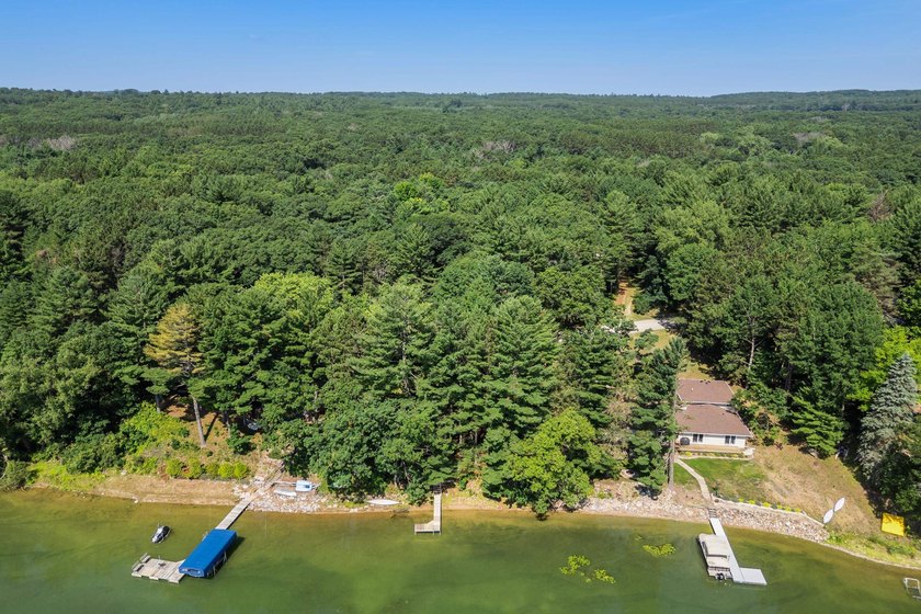 Rare opportunities like this on Pleasant Lake don't come around - photo 35