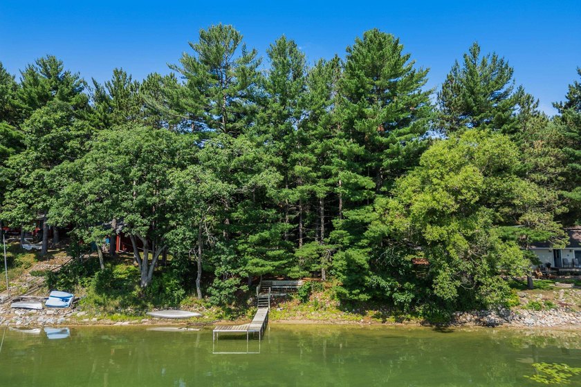 Rare opportunities like this on Pleasant Lake don't come around - photo 37
