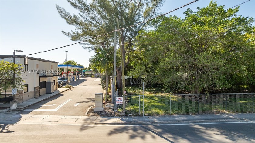 Prime development opportunity in a growing Miami urban corridor - photo 11