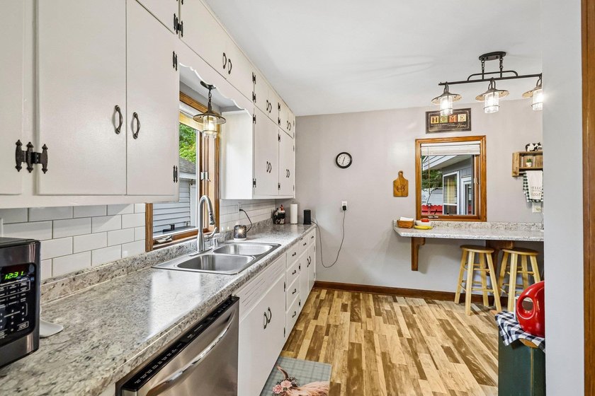 Enjoy a private feel on a spacious lot with this wonderful - photo 13