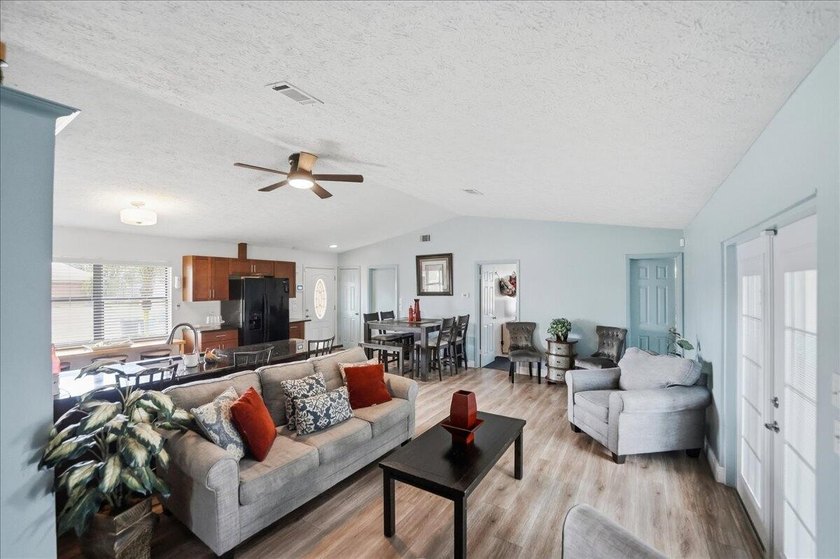 Welcome home to this beautifully maintained and thoughtfully - photo 16