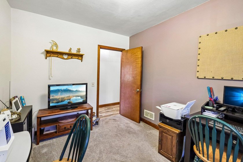 Enjoy a private feel on a spacious lot with this wonderful - photo 24