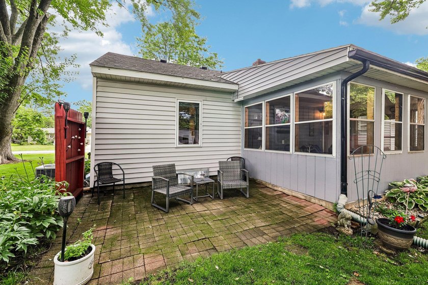 Enjoy a private feel on a spacious lot with this wonderful - photo 46