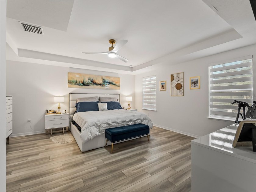 Welcome to this beautifully maintained Port Charlotte home - photo 12