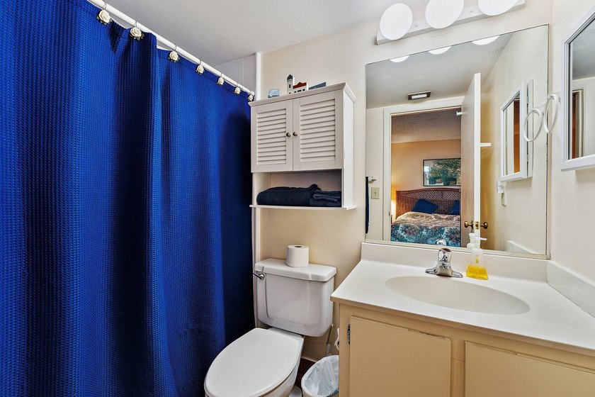 Lovely ground floor condo in one of the most desirable beach - photo 19