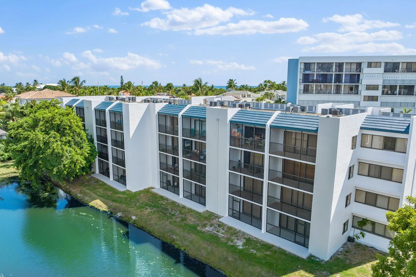 Lovely ground floor condo in one of the most desirable beach - photo 20