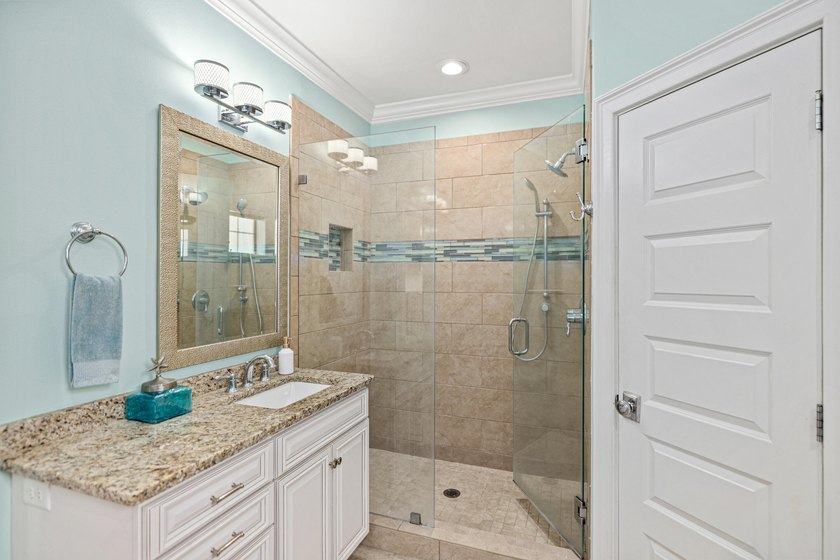 PRICE IMPROVEMENT! VILLA LAGO 3BR &amp; 3.5BA inside the Sandestin - photo 15