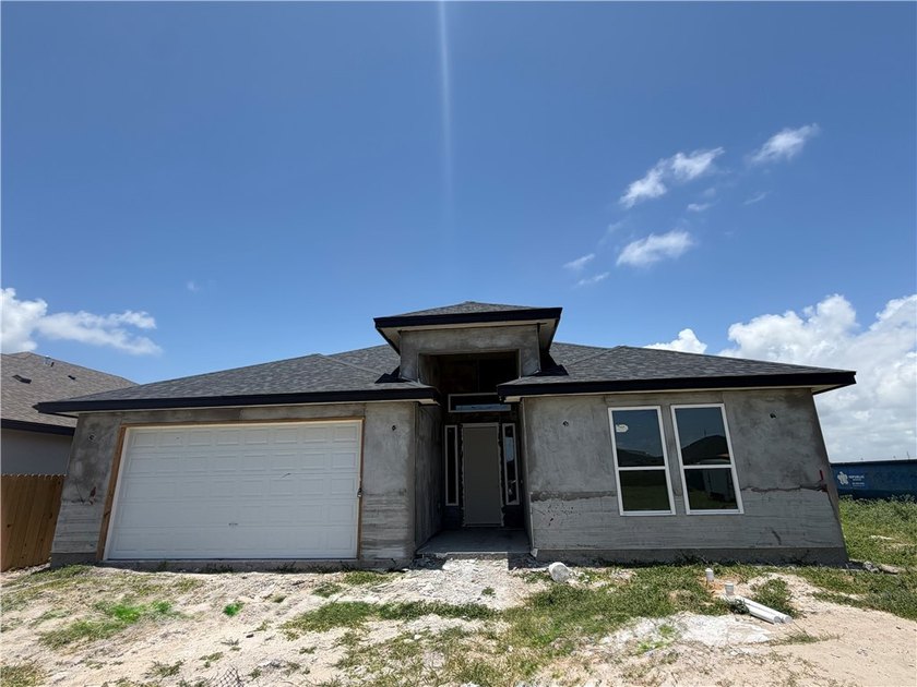 Welcome to 1810 Spoonbill Drive in The Reserve, a growing - photo 2
