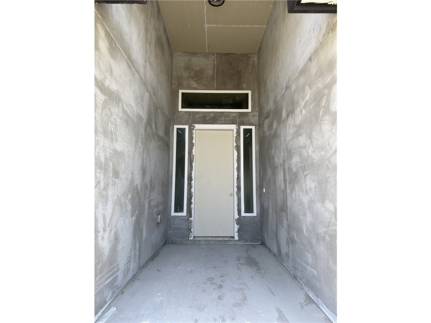 Welcome to 1810 Spoonbill Drive in The Reserve, a growing - photo 3