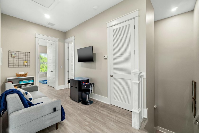 Stunning 4-Bedroom Beach House with Golf Cart - Coastal Living - photo 21
