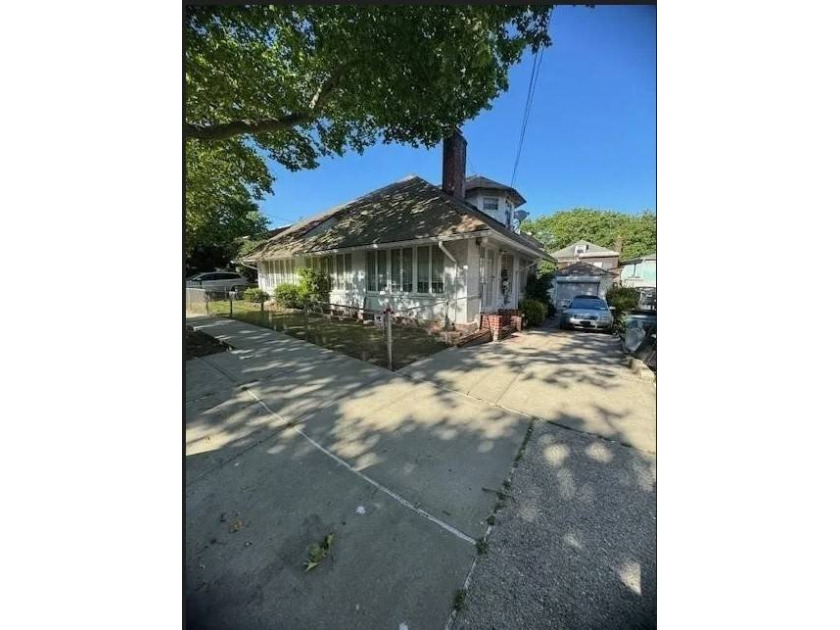 Welcome to this rare multi-family opportunity in the heart of - photo 2