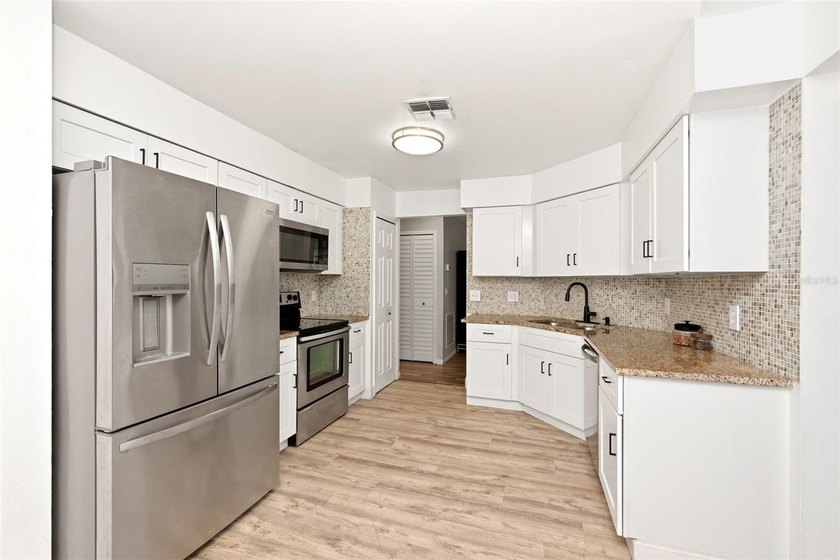 Nestled in the heart of booming Clermont on an expansive - photo 18