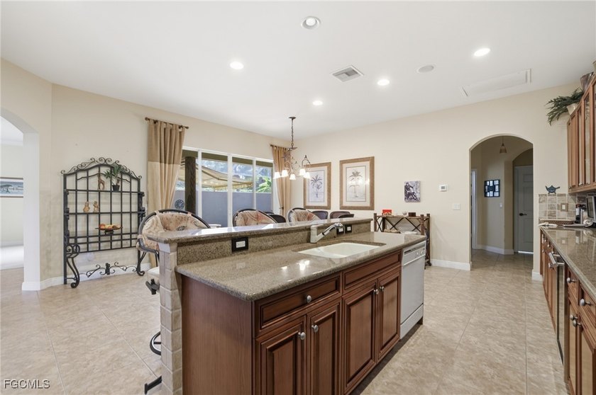 Rarely available courtyard home with private pool, spa, and - photo 13