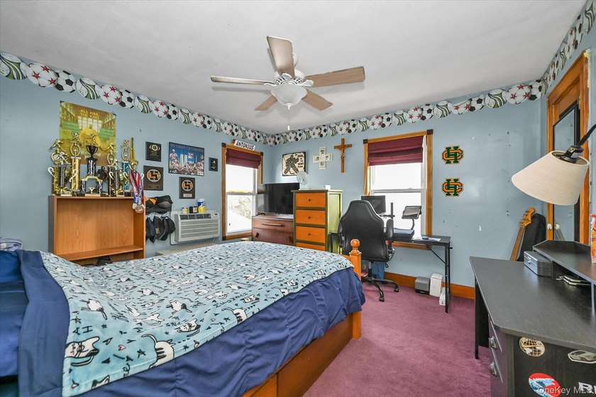 Location ! Location ! North Flushing Colonial on 4400 Sqft - photo 10