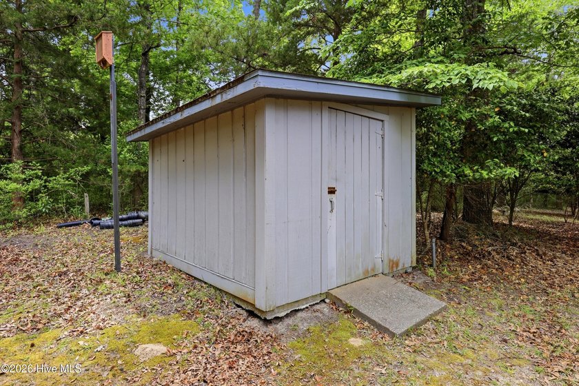 Rare Opportunity To Purchase A Country Retreat On Over 2 Acres - photo 30
