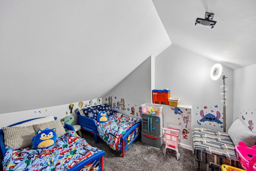 FULLY RENOVATED in 2023, this 3-bedroom home on a corner lot - photo 25