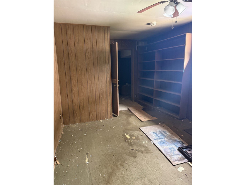 Calling All Investors !! Great potential for investors, flippers - photo 6