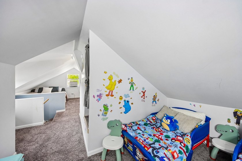 FULLY RENOVATED in 2023, this 3-bedroom home on a corner lot - photo 26