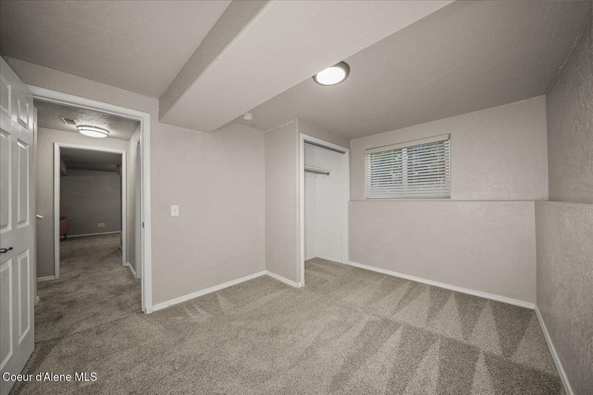 Room for everything-including the toys! This updated 4 bed, 2 - photo 29