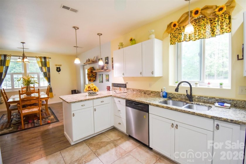 RARE OPPORTUNITY 3.5% ASSUMABLE Mortgage Available - Qualified - photo 10