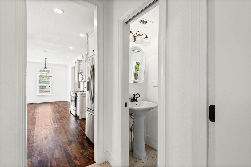 An elegantly crafted cottage, this two-story home in Santa Rosa - photo 14