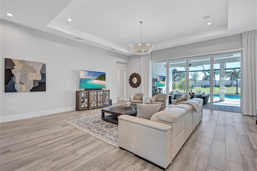 Under contract-accepting backup offers. Experience the absolute - photo 15
